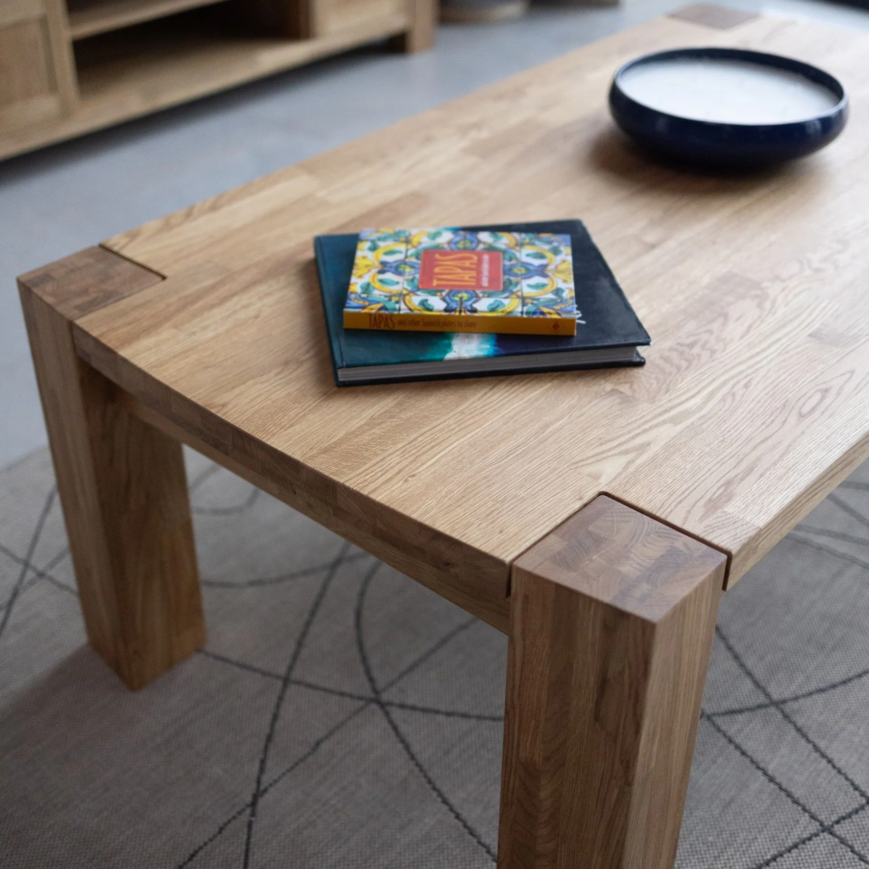 Table basse en bois massif de chêne Balder - NordicStory - Image 3