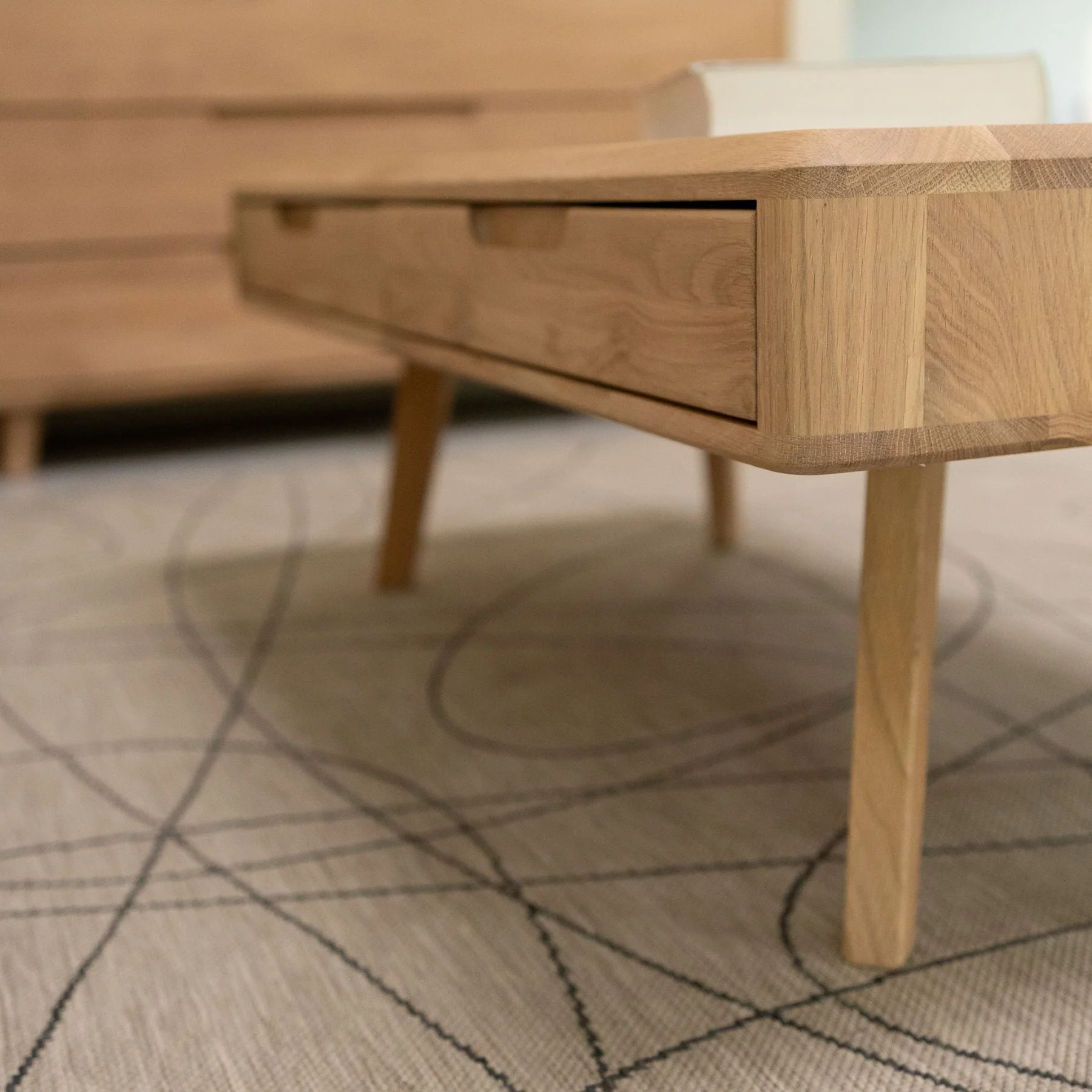 Table basse en bois massif Suède – NordicStory - Image 8