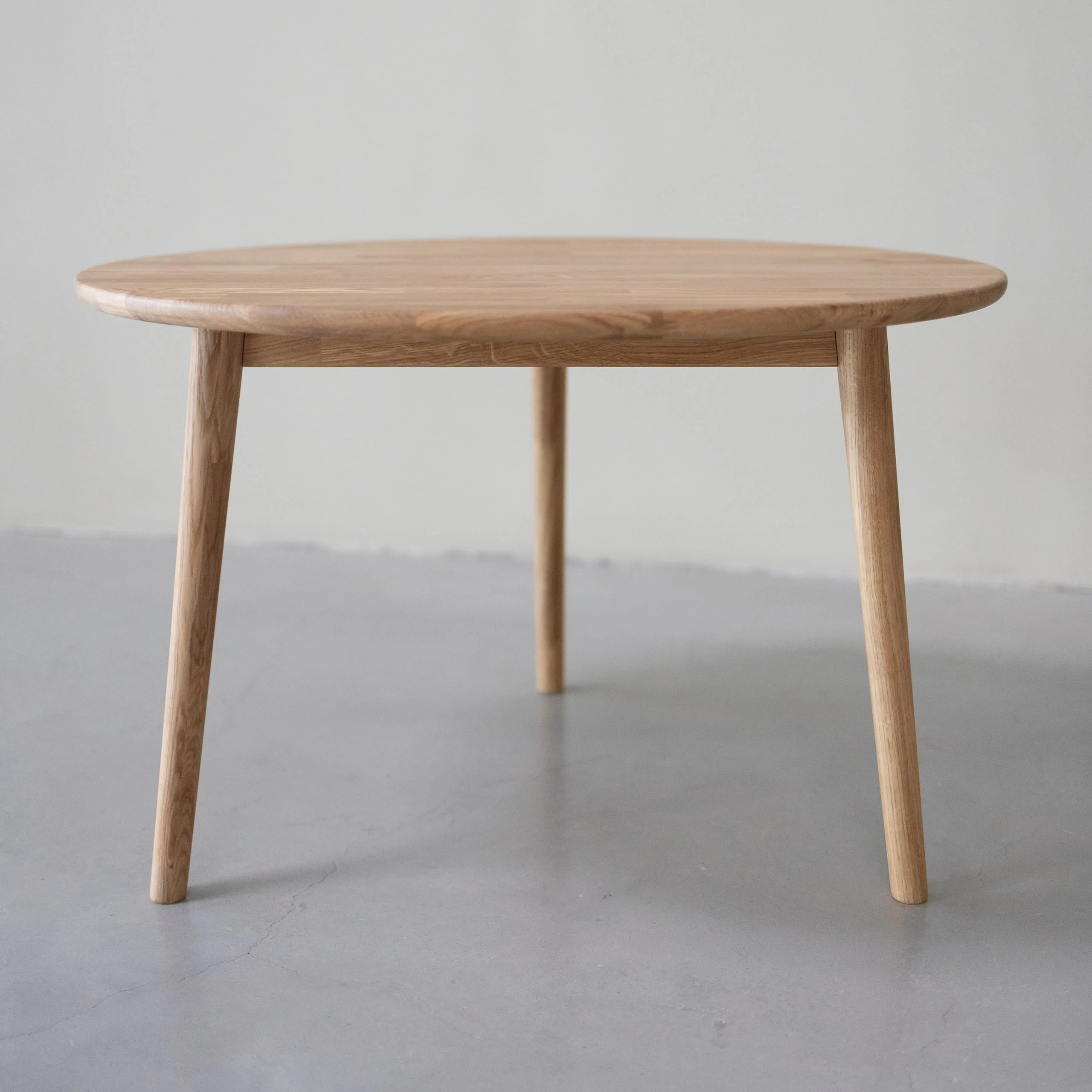 Table basse gigogne en bois massif de chêne Malmo - NordicStory - Image 8